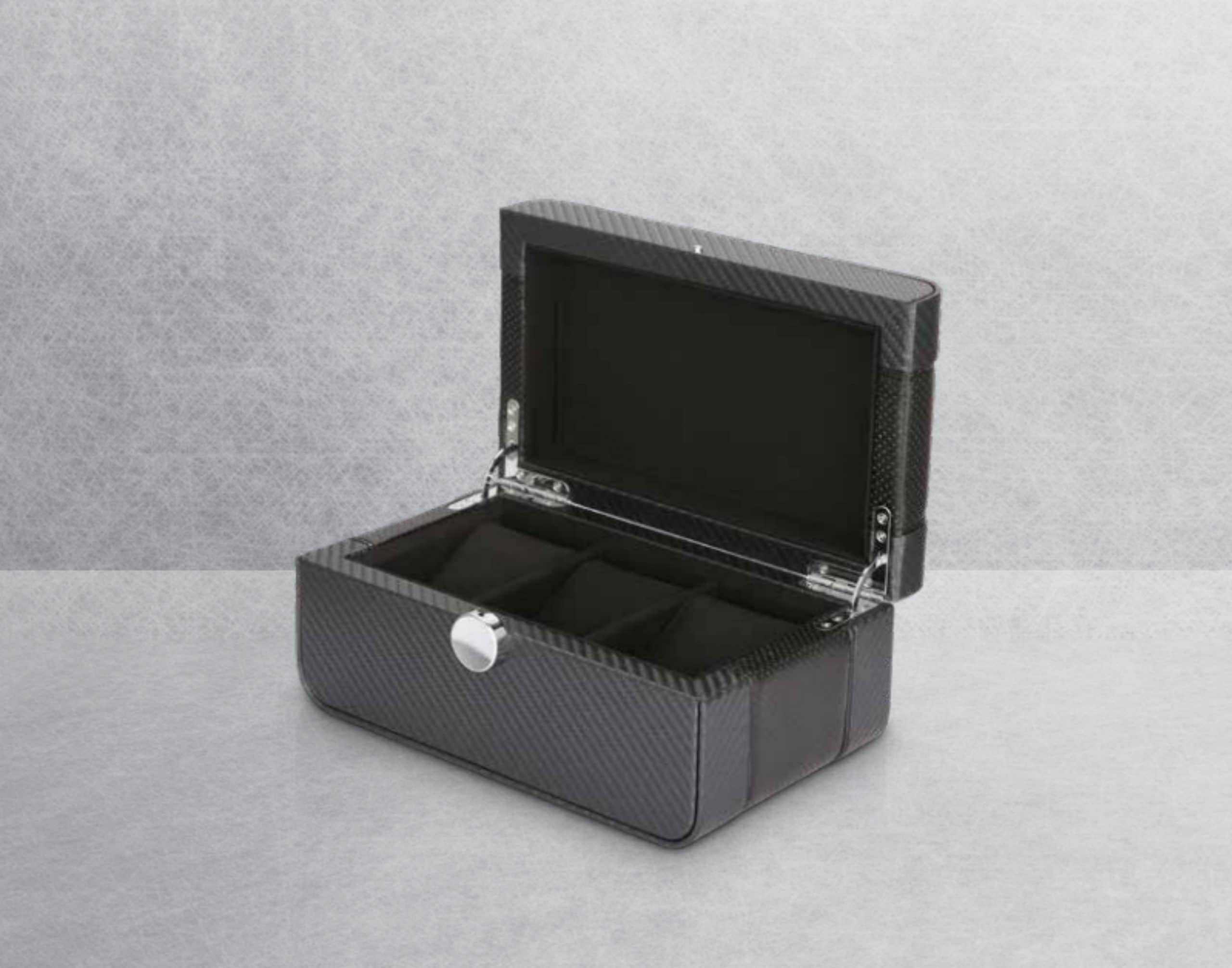 Benson_3_Piece_Carbon_Fibre_Lifestyle Benson_3_Piece_Carbon_Fibre_Lifestyle