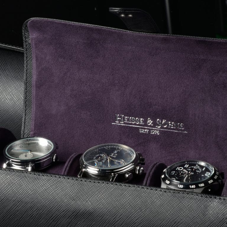 HeisseSohne Rondo 3 Black Purple Lifestyle2