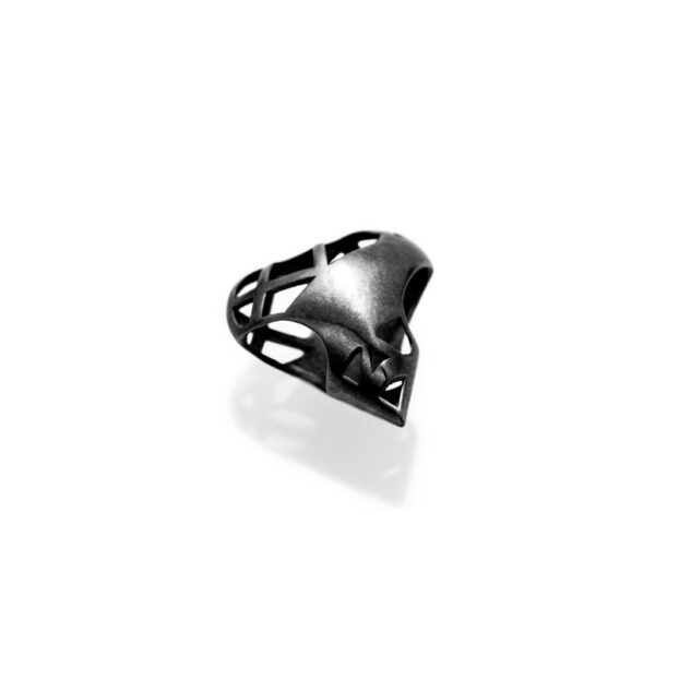 Bold Heart Bead Polished Black