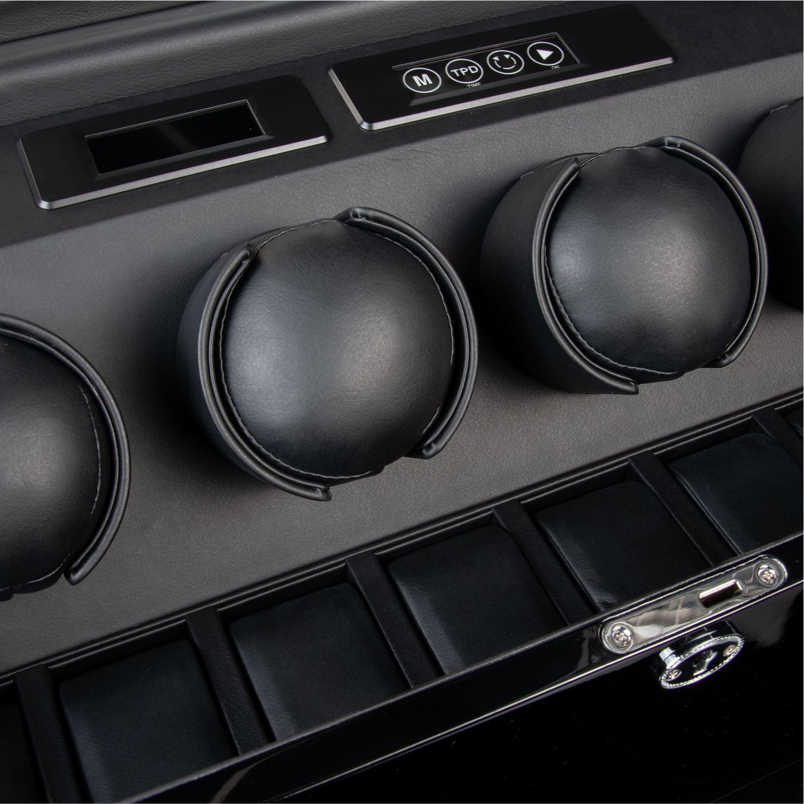 Munich 4 Watch Winder Lifestyle 3