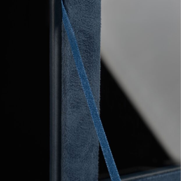 Mirage 12 Watch Box Detail 4