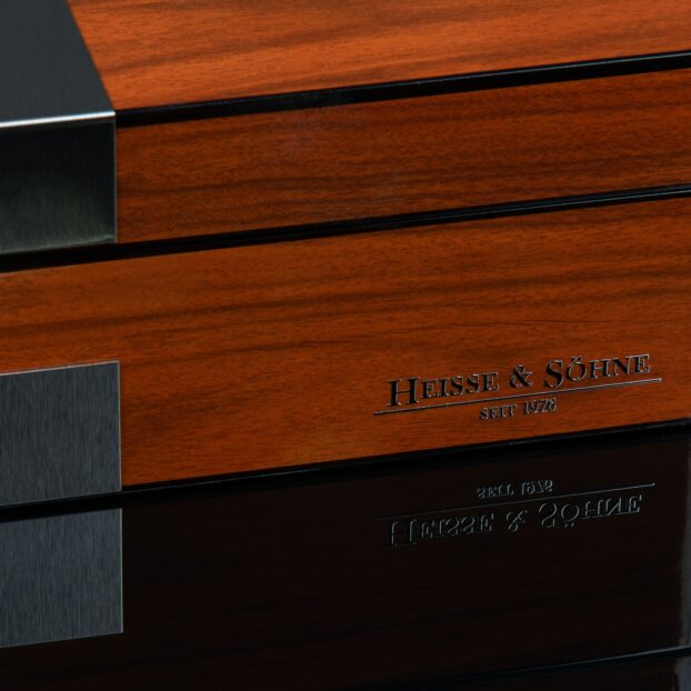 Botega 8 Rosewood Detail 1